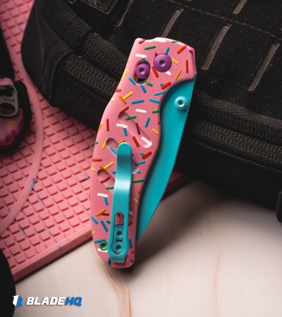 Kizer Vanguard Sheepdog Clutch Lock Knife Dessert Warrior® (3" Blue)